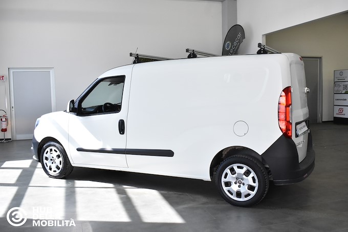FIAT Doblò 1.4 T-Jet Natural Power PL-TN Cargo Maxi Lamierato SX